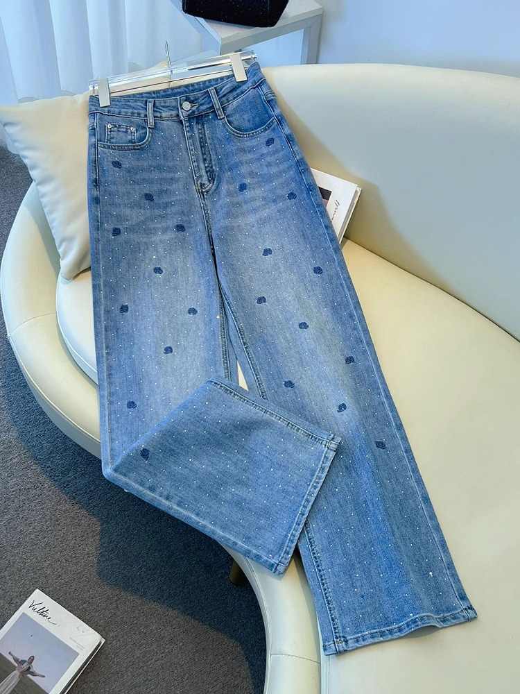 Rose Embroidered Hot Diamond J - огляд і ціна Embroidery Jeans Sakura