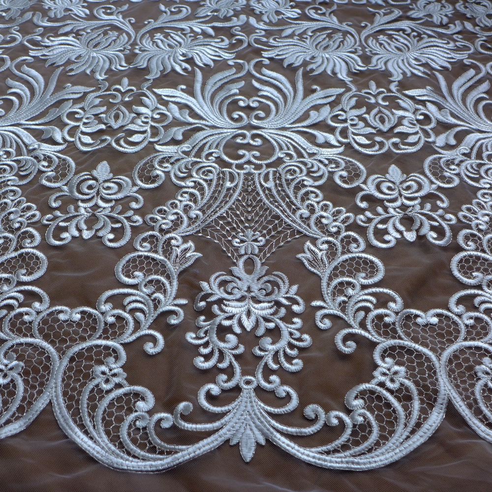 HelluyerDc Off white&gold blac - огляд і ціна Embroidery Gold