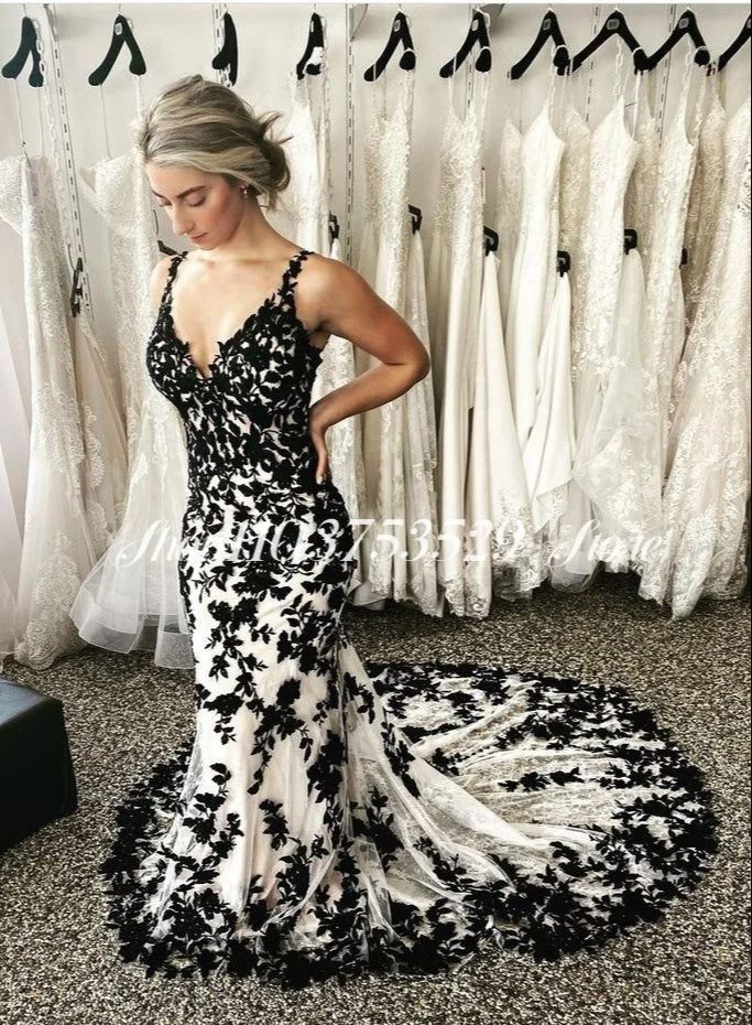 Floral Embroidered Mexican Wed - огляд і ціна Embroidery Gothic
