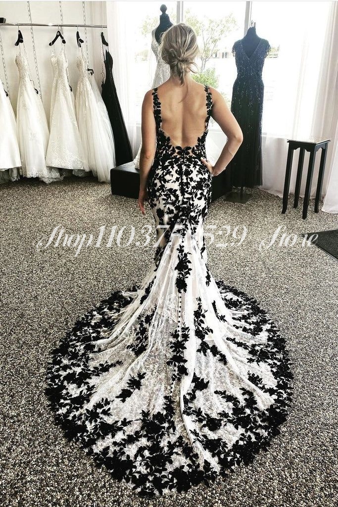 Floral Embroidered Mexican Wed - огляд і ціна Embroidery Gothic