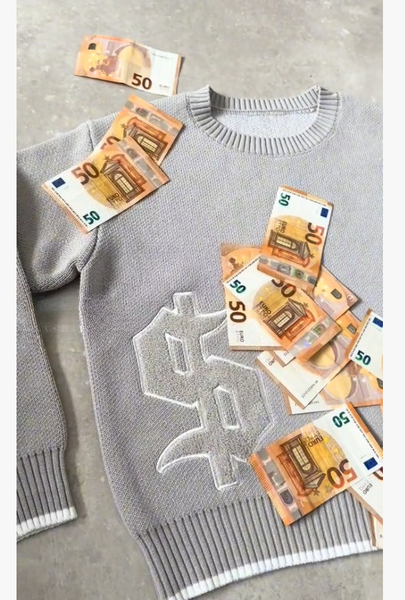 Harajuku Casual gold Sweaters  - огляд і ціна Embroidery Gothic