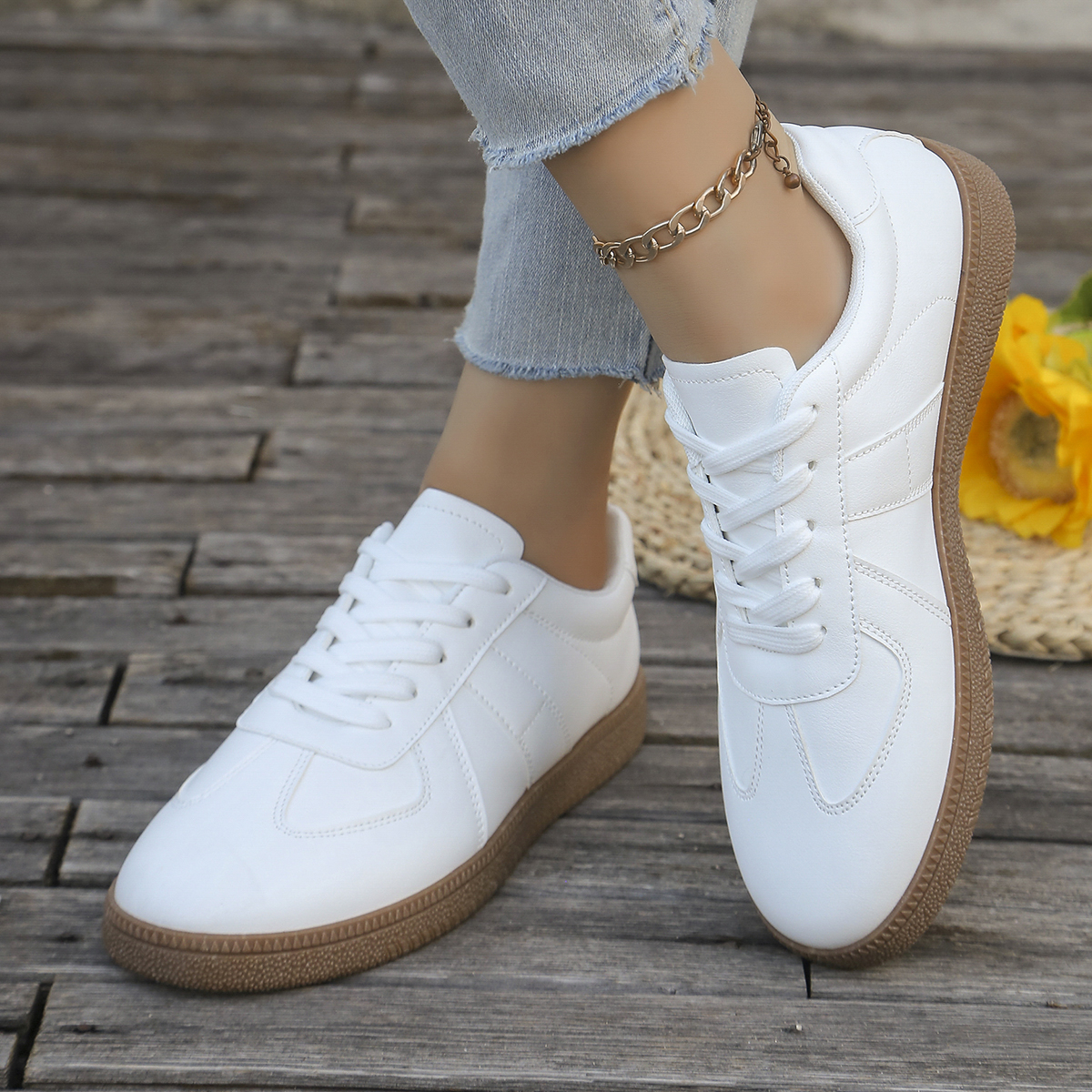 Ladies' casual white sports sh - огляд і ціна Embroidery White